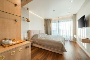 Kako opremiti hotel: Ultimativni vodič za vlasnike i investitore (Srbija 2025)